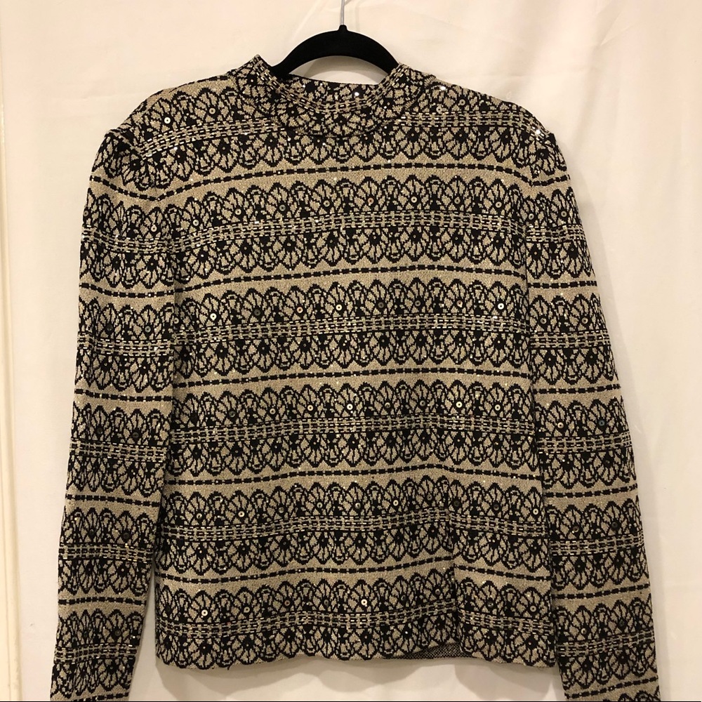 St. John knit pull over sweater